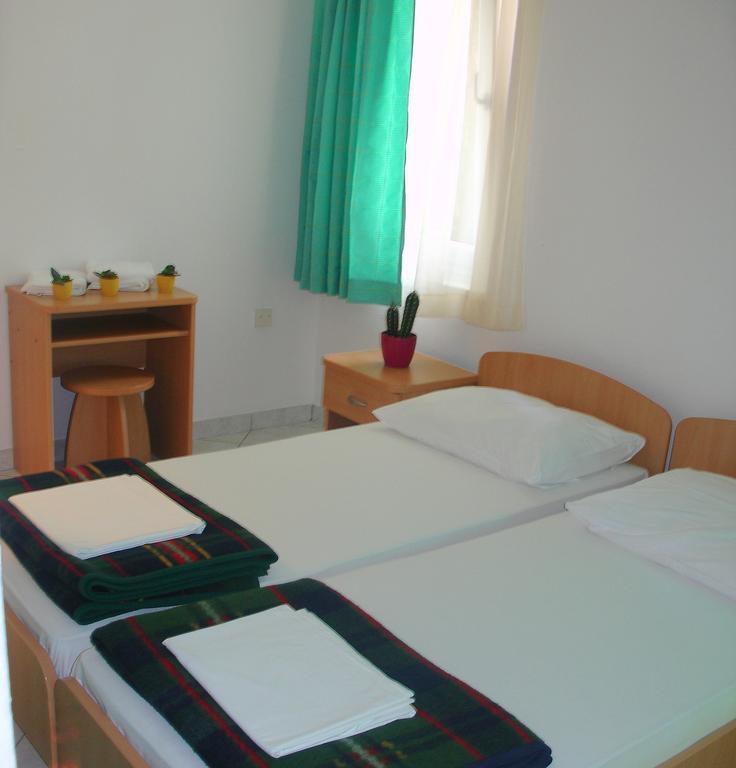 Hostel Amfora Fažana Rum bild
