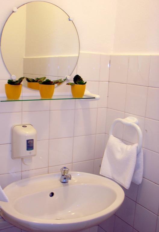 Hostel Amfora Fažana Rum bild