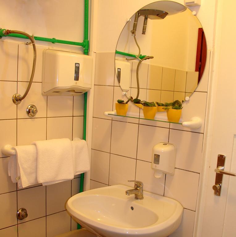 Hostel Amfora Fažana Rum bild