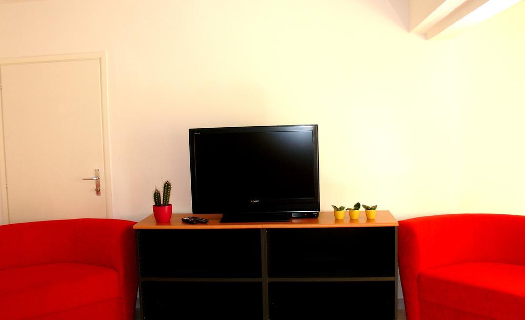 Hostel Amfora Fažana Exteriör bild